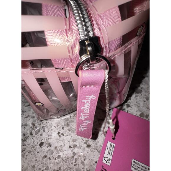 ⭐️Primark My melody make up bag/toiletry bag NWT - Picture 4 of 5